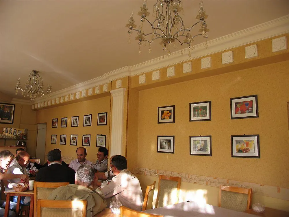 Metro Park Hotel Nur-Sultan  3*, Nur-Sultan (Astana) Kazakhstan